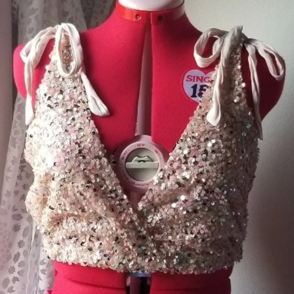 Free People Intimately Big Night Sequins Bow Tie Shoulder Crop Top Neutral xs